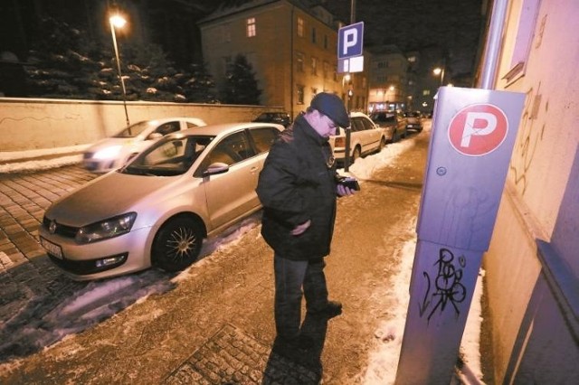 Parkowanie w Opolu kosztuje 2 zł za pierwszą godzinę