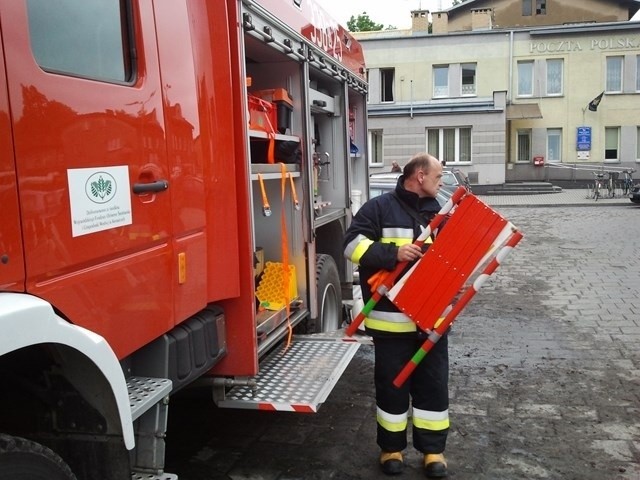 Czechowice-Dziedzice zalane. Strażacy usuwają wodę