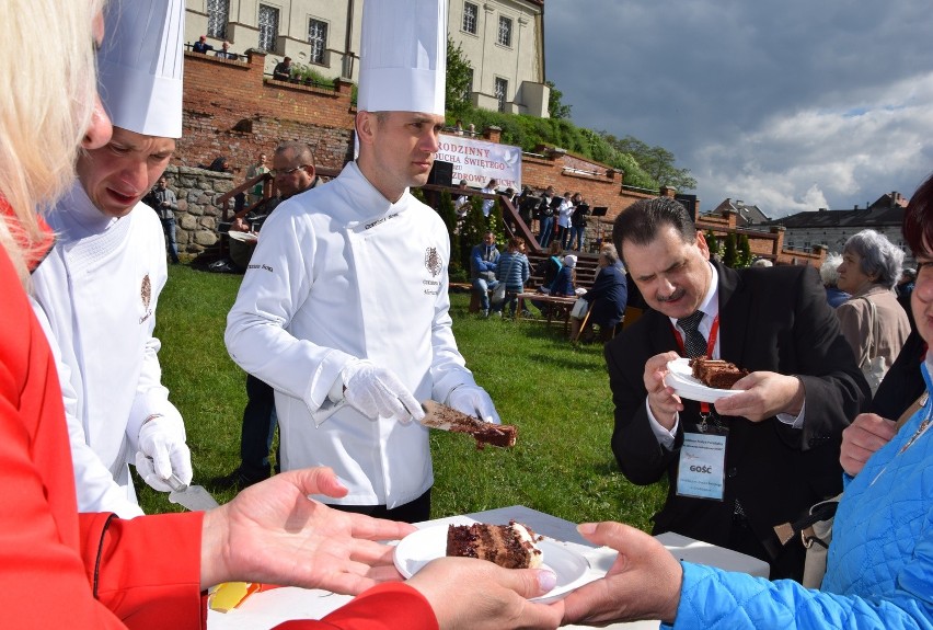 Tort gratis dla mieszkańców Grudziądza ufundował marszałek...