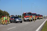 Policja i straże na sygnałach jadą przez Zator koło Energylandii. Spokojnie, to planowane ćwiczenia