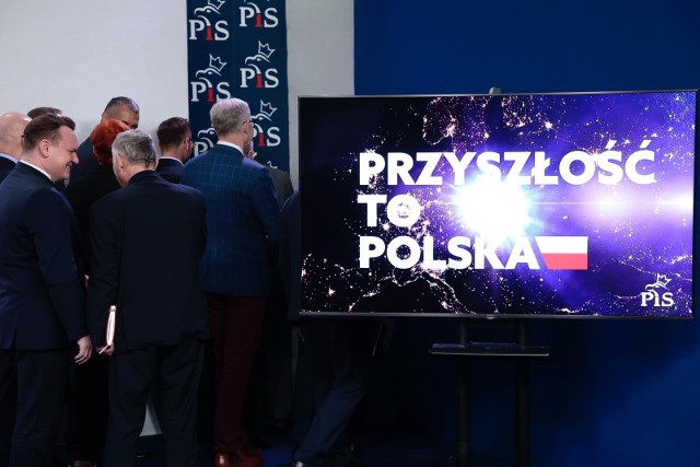 10 marca prezes PiS Jarosław Kaczyński ogłosił inaugurację trasy programowej partii rządzącej pod hasłem "Przyszłość to Polska".