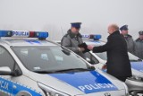 Sześć nowych radiowozów zyskała Komenda Powiatowa Policji w Kartuzach [ZDJĘCIA]