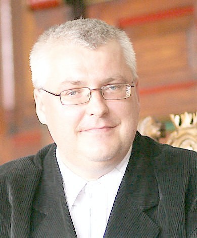 Kazimierz Jaruszewski, dyrektor Akademickiego LO mówi, że problem jest marginalny