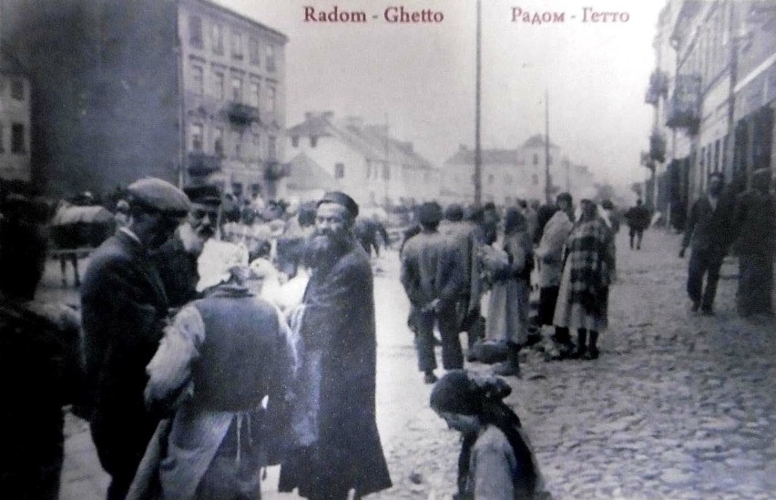 1941 rok , Targowisko przy ulicy Wałowej, fotopolska.eu