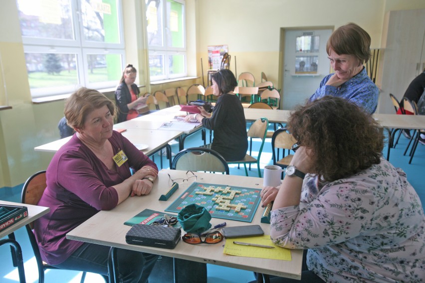 Strajk nauczycieli 8 kwietnia: Lekcje odwołane. Jak długo potrwa strajk? Kiedy nauczyciele wrócą do pracy?