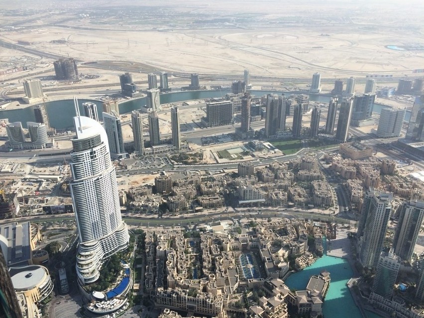 Widok ze 124 piętra Burj Khalifa.