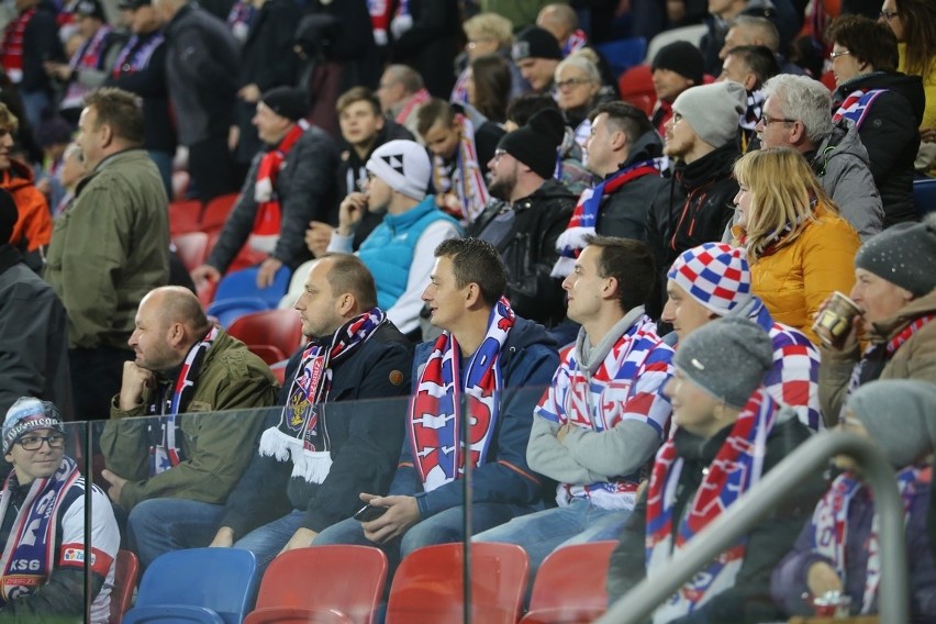 Kibice Górnika Zabrze na meczu z Lechem Poznań