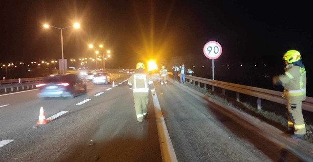 Zderzenie trzech samochodów na autostradzie A4