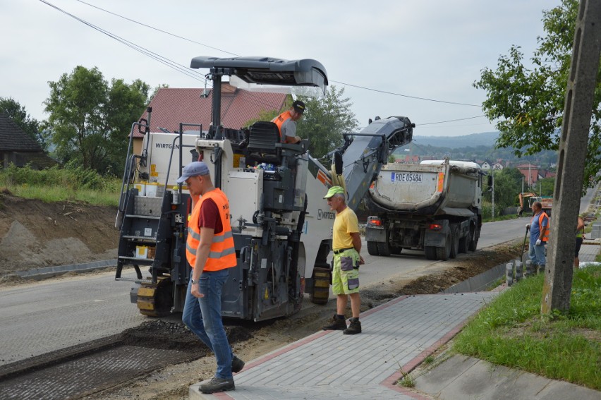 Powiat brzeski. Uwaga kierowcy! Na dziesięć dni zamkną drogę Wola Dębińska-Bielcza