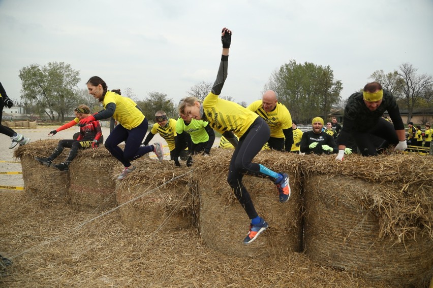 Runmageddon na Partynicach. Pierwszy dzień zmagań [GALERIA ZDJĘĆ]