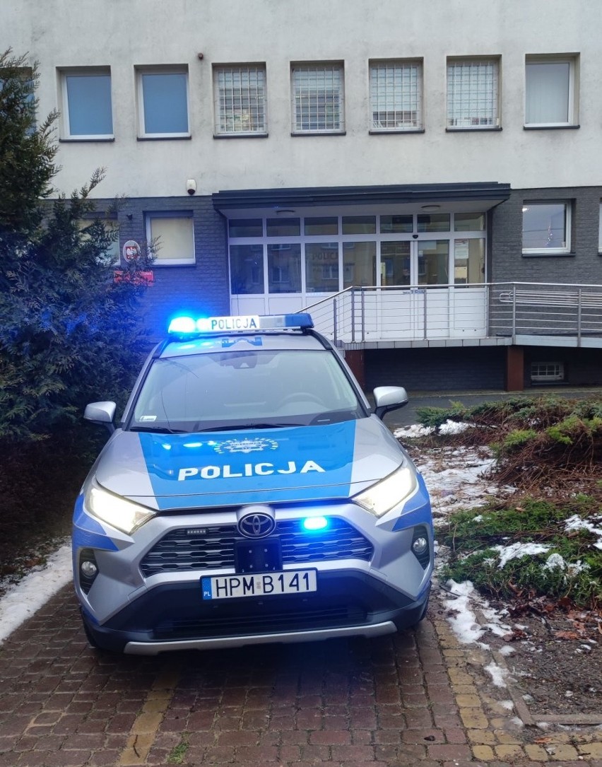 Policja w Mońkach ma nowy radiowóz. To Toyota Rav 4 [zdjęcia]