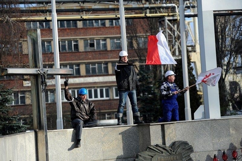 Pacyfikacja szczecińskiej stoczni: inscenizacja