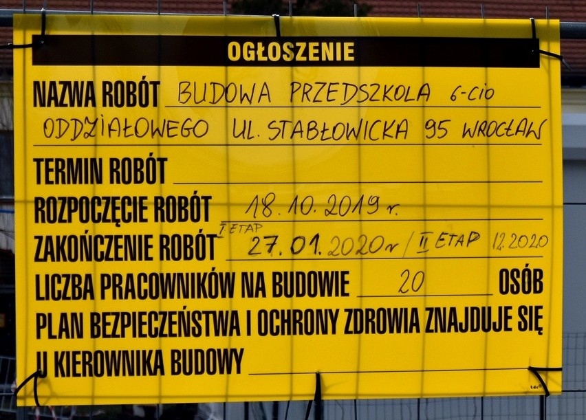 Dzieci chodziły do przedszkola, które nie miało odbiorów. „To nieporozumienie” mówi właścicielka