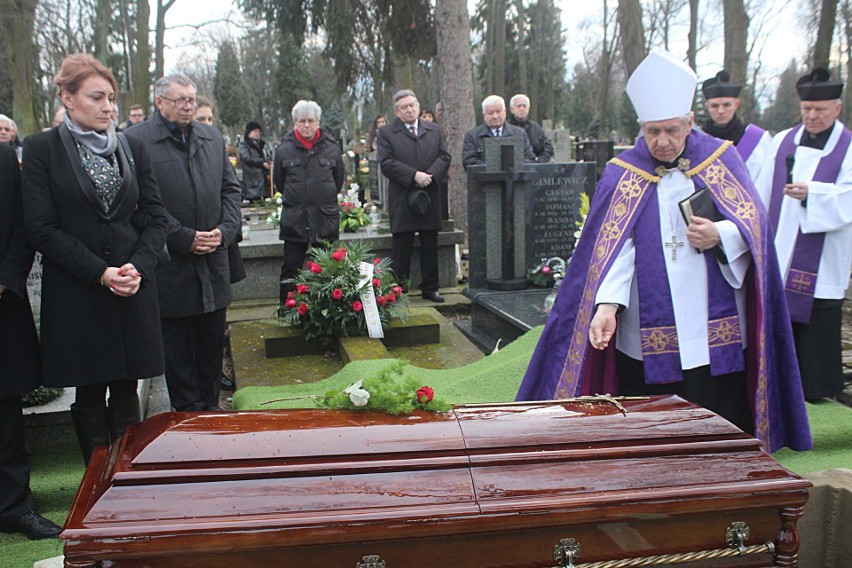 Lublin: Pogrzeb prof. Henryka Ciocha. Odszedł wybitny prawnik, dzielny kolega (ZDJĘCIA)