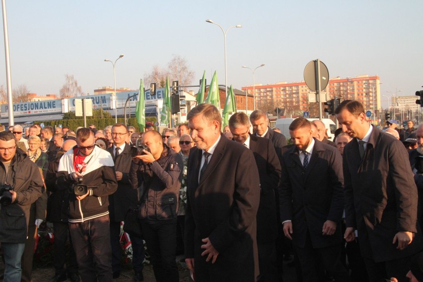 W Kielcach odsłonięto pomnik Wincentego Witosa [WIDEO, ZDJĘCIA]