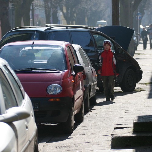 W ostatnią niedzielę trudno było znaleźć wolne miejsca parkingowe w Ustce.