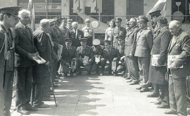 Przez lata odbywały się spotkania kombatantów.