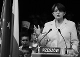 Wspomnienie o Grażynie Gęsickiej. Szefowa klubu parlamentarnego PiS zginęła w katastrofie lotniczej