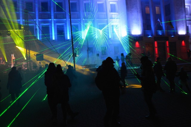 W Stalowej Wo;li były już Sylwestry bez fajerwerków, tylko z laserami