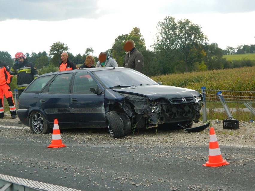 Litewski kierowca citroena nagle stracił panowanie nad autem...