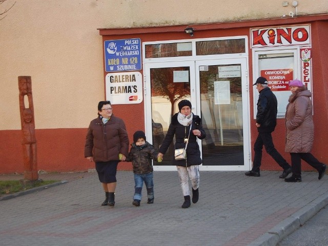 Mieszkańcy Szubina głosowali m.in. w Szubińskim Domu Kultury