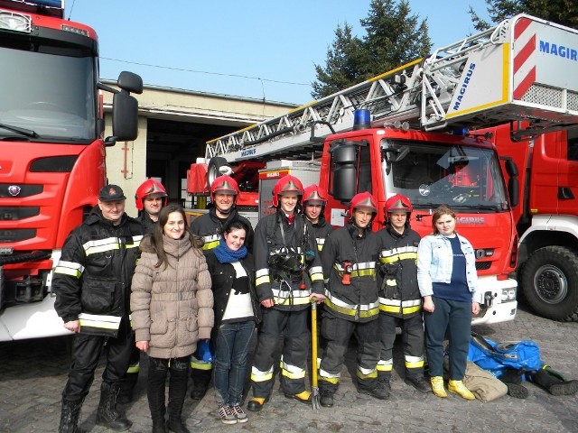 Uczniowie zwiedzili Komendę Miejskiej Straży Pożarnej w Koszalinie.