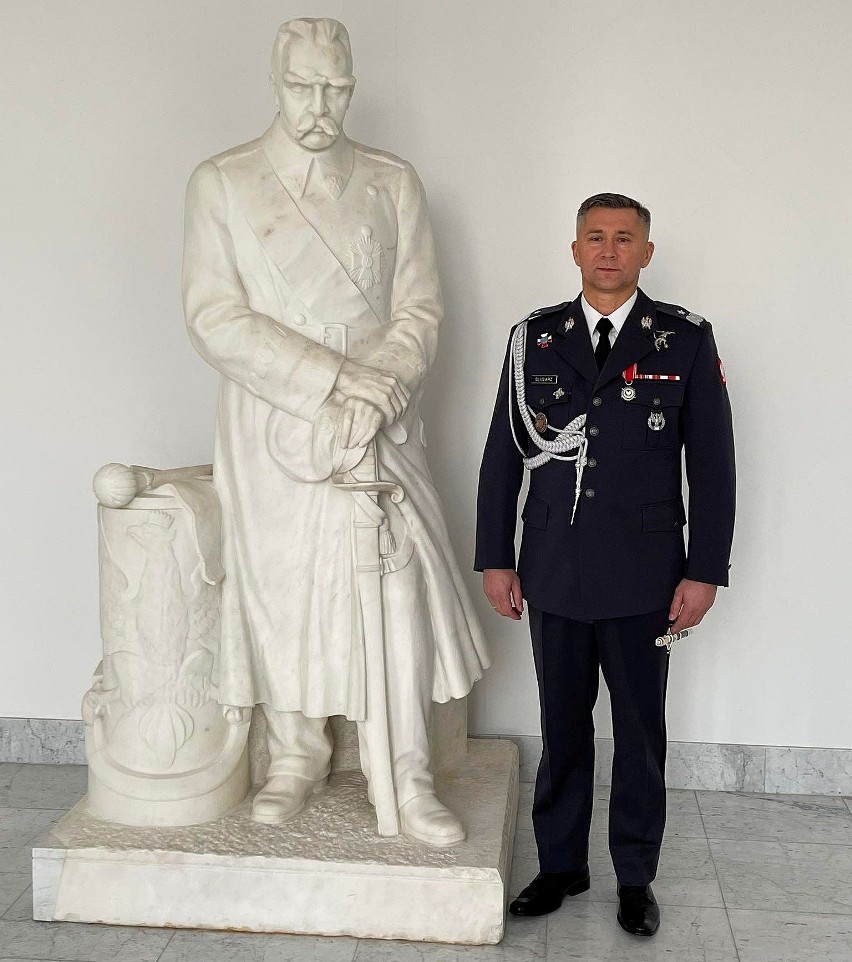 Mamy generała! Pochodzący z Wiązownicy Kolonii Grzegorz Ślusarz, odebrał nominację z rąk prezydenta Andrzeja Dudy. Zobaczcie zdjęcia