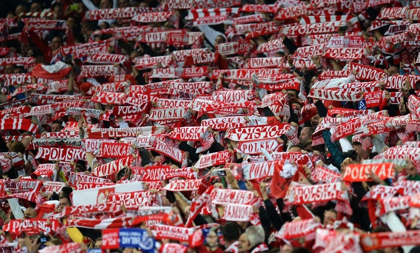 Anglia - Polska 2013: polscy kibice opanowali Wembley [ZDJĘCIA+FILM]