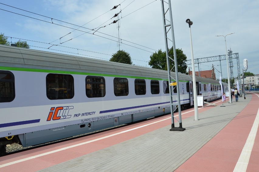 PKP Intercity pokazało zmodernizowane wagony