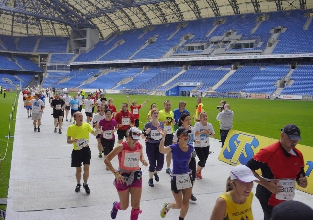 Poznań Maraton 2014 przebiegł przez Stadion Miejski