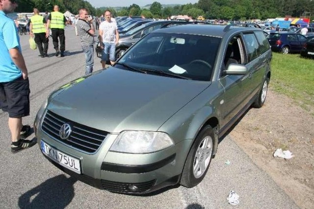 Giełdy samochodowe w Kielcach i Sandomierzu (08.06) - ceny i zdjęcia