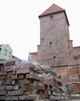 Czy 700-letnia wieża kościoła św. Katarzyny w Bytowie grozi zawaleniem?
