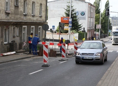 Roboty na ulicy Gdańskiej przy skrzyżowaniu z ul. Kniaziewicza