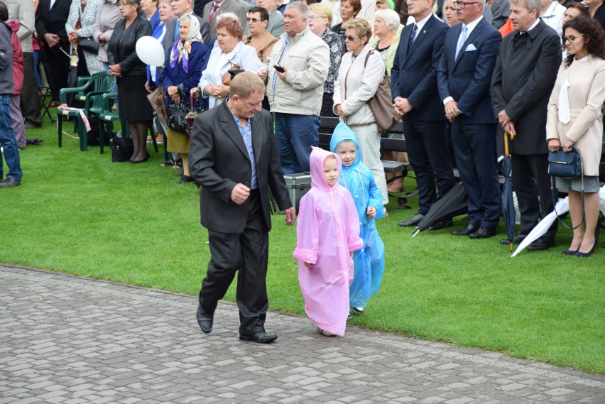 Uroczystości 50-lecia Koronacji Figury Matki Boskiej Leśniowskiej [ZDJĘCIA]