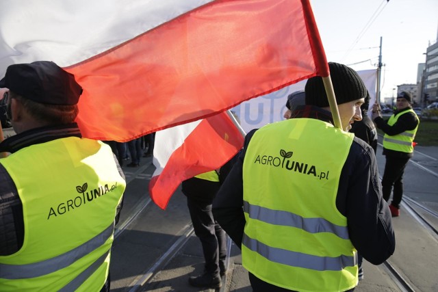 Zdjęcie z protestu na początku kwietnia, kiedy Agrounia ponownie pojawiła się na ulicach Warszawy