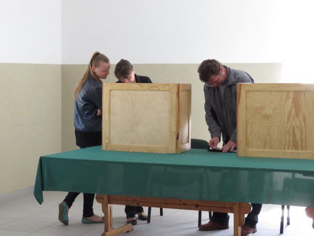 Frekwencja podczas niedzielnych wyborów wyniosła: w powiecie brodnickim - 49,63 proc., w nowomiejskim - 49,20 proc.