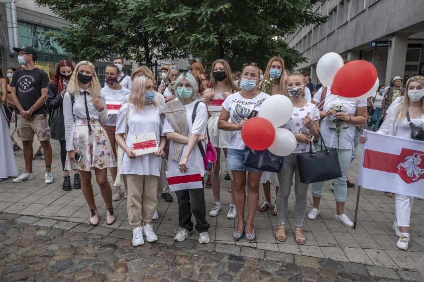 "Tak dla wolności! Nie dla przemocy!" - pod takim hasłem we...