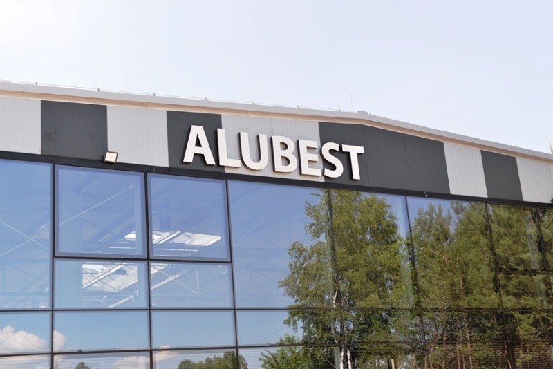 Firma Alubest uruchomiła w Połańcu nowy zakład (ZDJĘCIA)