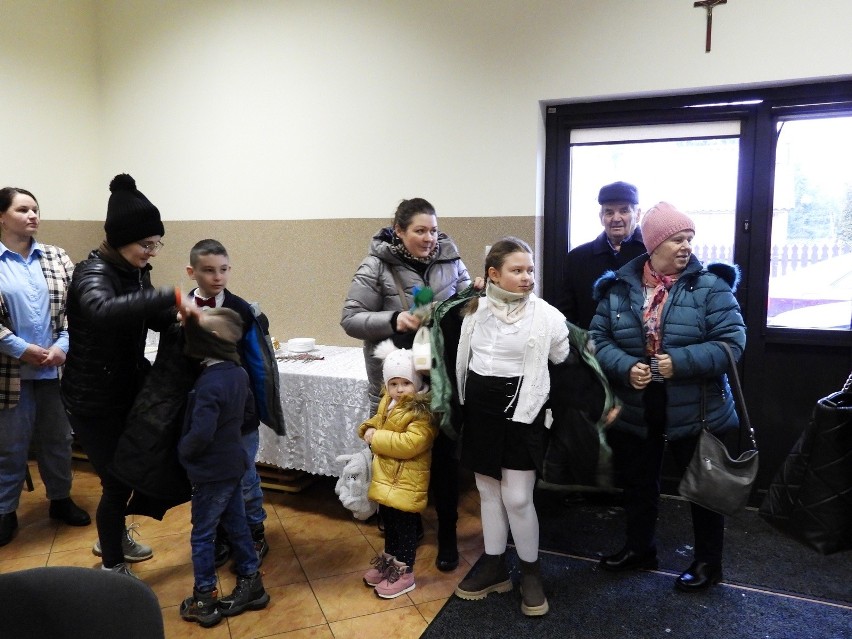Dzień Babci i Dziadka w Kiełczewie. Wspólne świętowanie odbyło się 22.01.2023