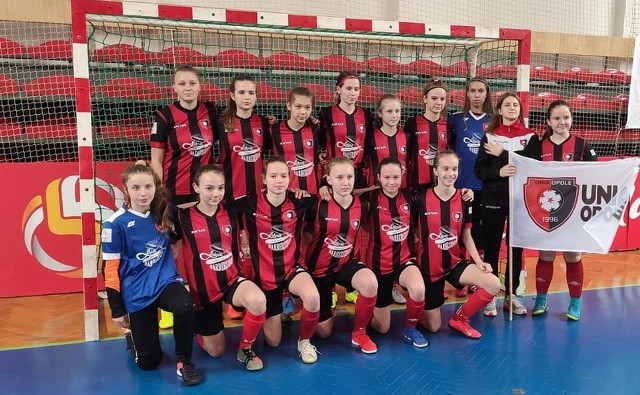 Futsalistki Unii Opole U14.