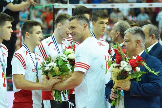 Młodzi polscy juniorzy wielokrotnie odbierali już gratulacje. Oby w lipcu wrócili z Czech ze złotym medalem Mistrzostw Świata