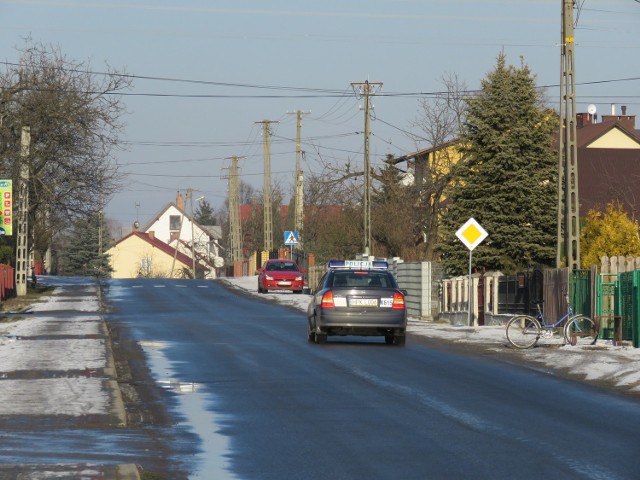 Od kilku miesięcy mieszkańcy Sarzyny byli zastraszani przez dwóch mężczyzn z bogatą przeszłością kryminalną.