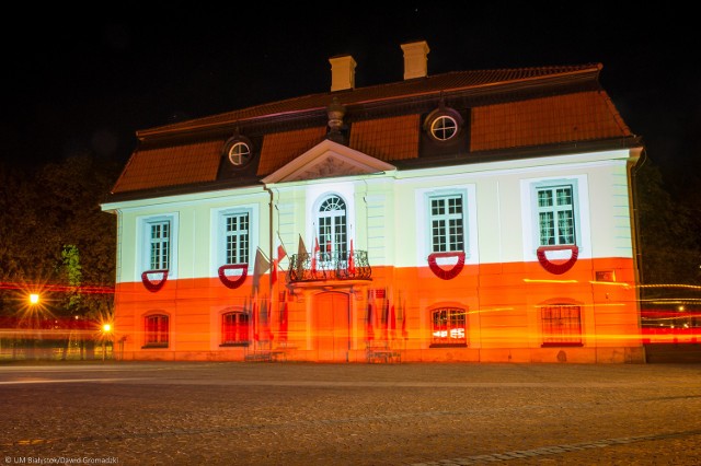 Białostocki Dzień Flagi i dzień otwarty w Pałacyku Gościnnym