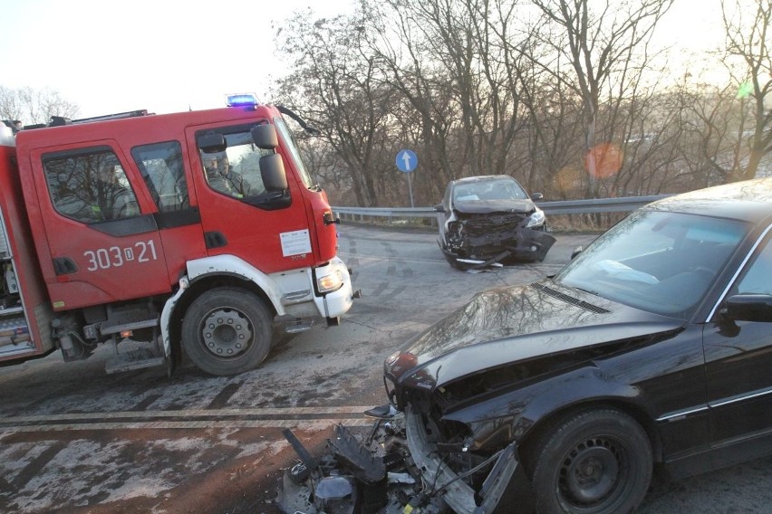 Wypadek dwóch aut na Brochowie, Wrocław, 10.01.2017