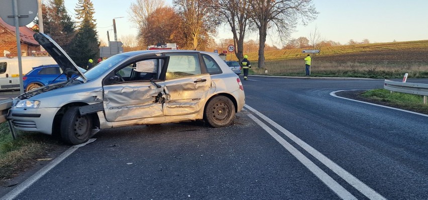 Uwaga Kierowcy! Wypadek na DK 11. Jedna osoba poszkodowana [ZDJĘCIA]