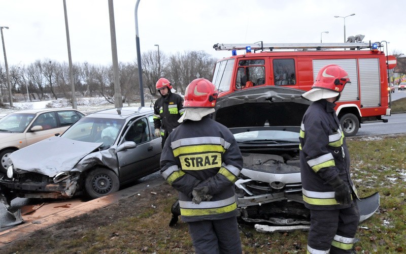 Wypadek na skrzyzowaniu Fordońska - Kamienna w Bydgoszczy