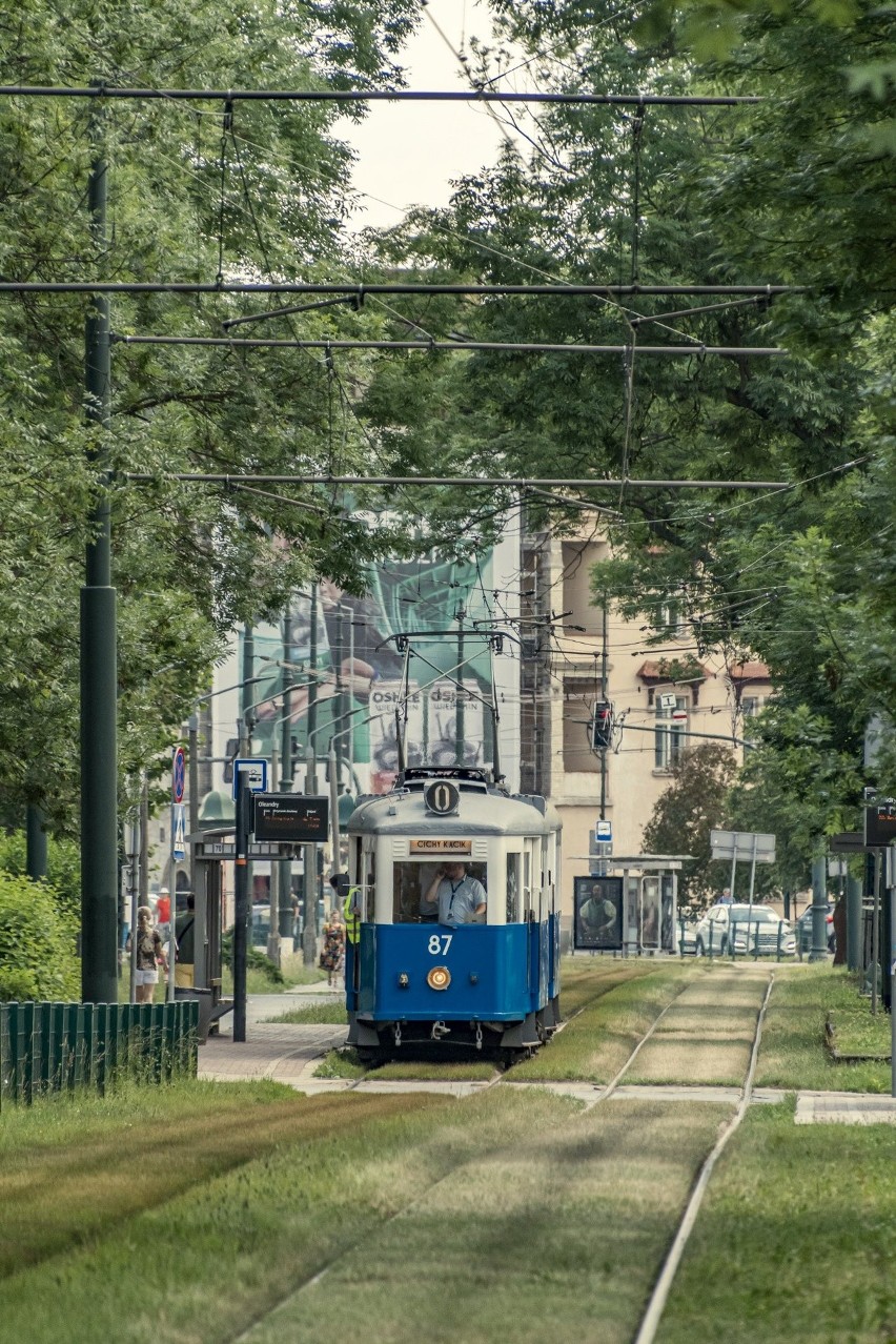 Na ulice Krakowa znów wyjechał zabytkowy tramwaj w ramach...