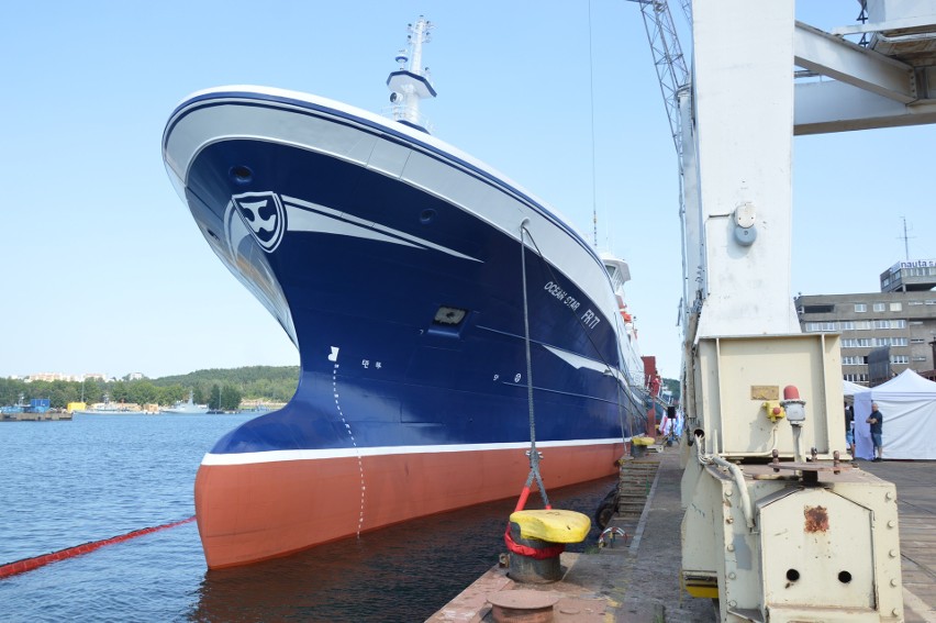 Zbudowany w Gdańsku, ochrzczony w Gdyni. "Ocean Star" to jedna z najnowocześniejszych jednostek do połowu ryb