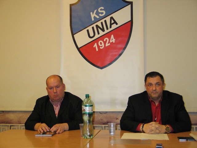 Sytuację Unii przedstawili Dariusz Nytko (prezes klubu, z prawej) i Andrzej Siemianowski, wiceprezes
