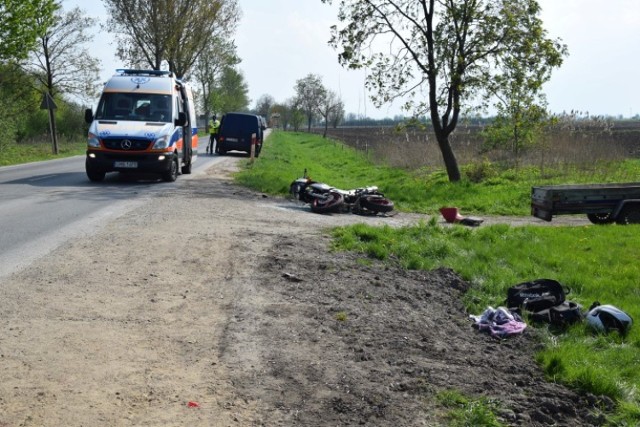 Do zderzenia motocykla i samochodu osobowego  doszło w poniedziałek 30.04.2018 o godz. 14.46 w miejscowości Ryki (powiat nowodworski), na drodze krajowej nr 55